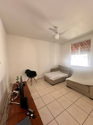 Casa em Vilas do Atlântico  4/4 com suíte