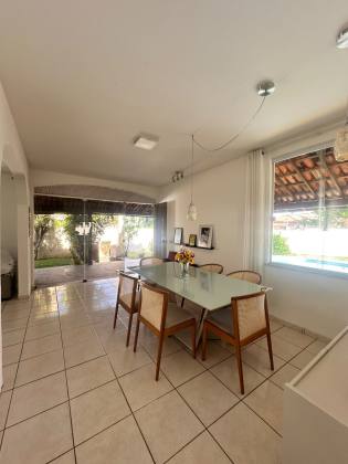 Casa em Vilas do Atlântico  4/4 com suíte