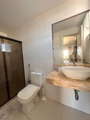 Casa em Vilas do Atlântico  4/4 com suíte