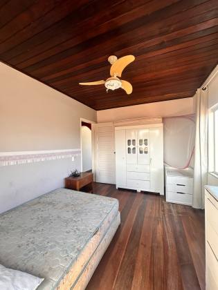 Casa em Vilas do Atlântico  4/4 com suíte
