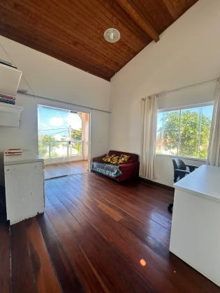Casa em Vilas do Atlântico  4/4 com suíte