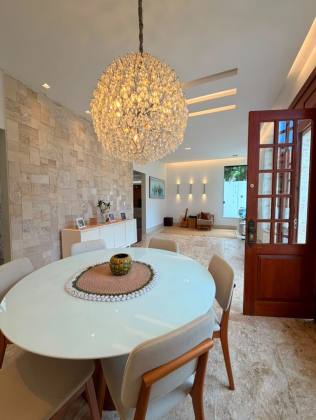 CASA | Busca Vida 4/4 com suítes