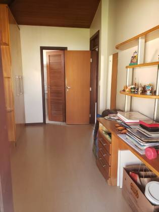 CASA EM PIATÃ  5/4