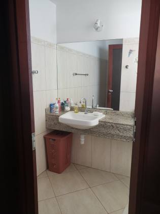CASA EM PIATÃ  5/4