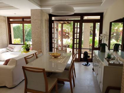CASA EM PIATÃ  5/4