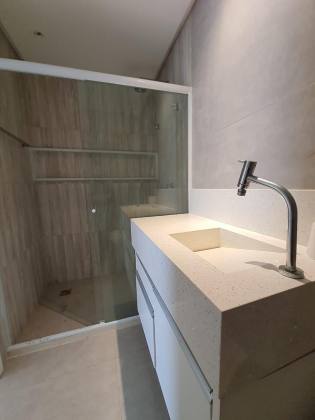 Pituba 2/4 com suíte e 02 vagas
