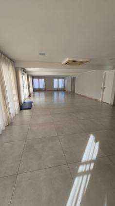 Casa em Piatã 4/4 com 04 suítes