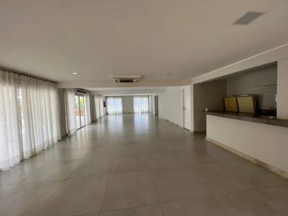 Casa em Piatã 4/4 com 04 suítes
