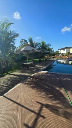 Casa em Piatã 4/4 com 04 suítes