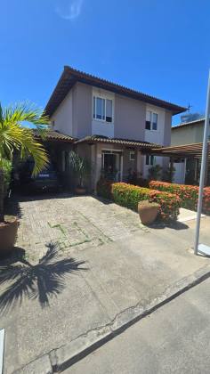 Casa em Piatã 4/4 com 04 suítes