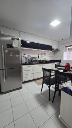 Casa em Piatã 4/4 com 04 suítes