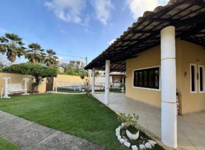 Casa em Buraquinho