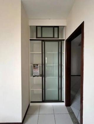Casa em Buraquinho