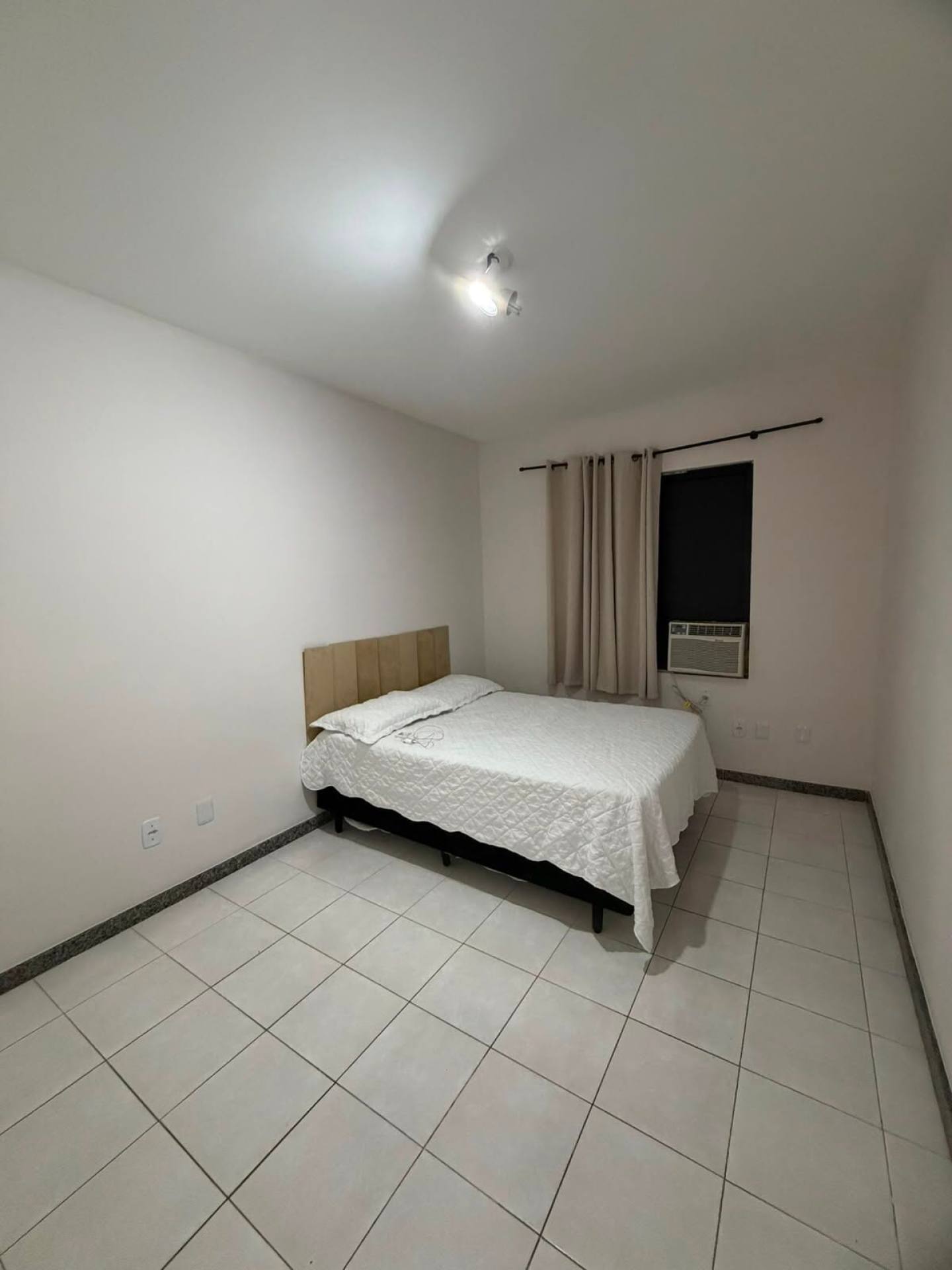 Pituba 1/4  e sala