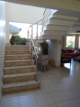 Casa Duplex 5/4 em Busca vida