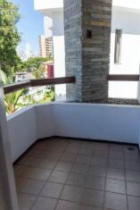Casa 4/4  no Itaigara