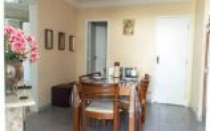 Casa 4/4  no Itaigara