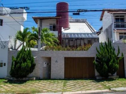 Casa 4/4  no Itaigara