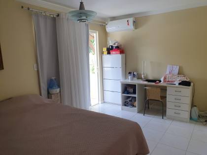 Casa 4/4  com suite em Ipitanga