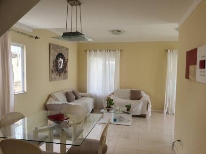 Casa 4/4  com suite em Ipitanga