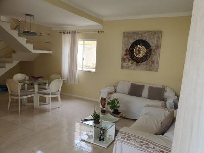 Casa 4/4  com suite em Ipitanga