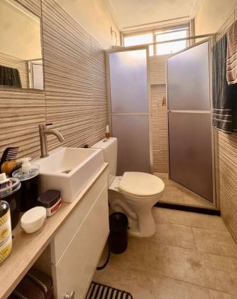 Barra 2/4 com suíte / Jardim Brasil