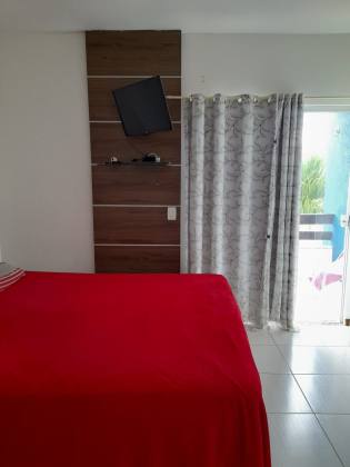 Casa 4/4 com suíte em  Buraquinho