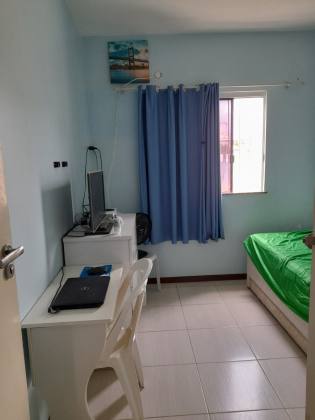 Casa 4/4 com suíte em  Buraquinho