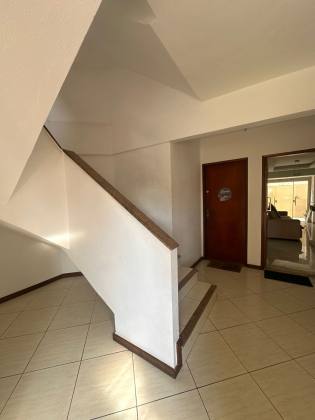 Piatã 3/4 com suíte