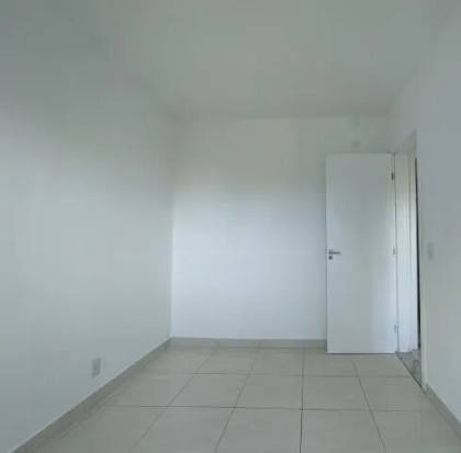 Reserva Parque 2/4 com suíte e varanda