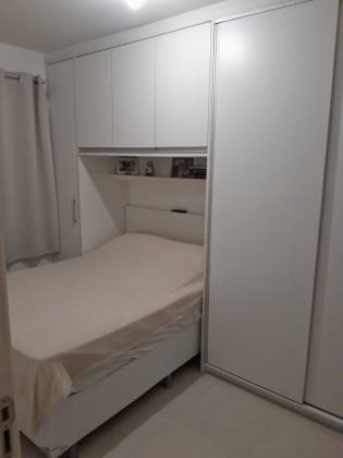 Reserva Parque 2/4 com suíte e varanda