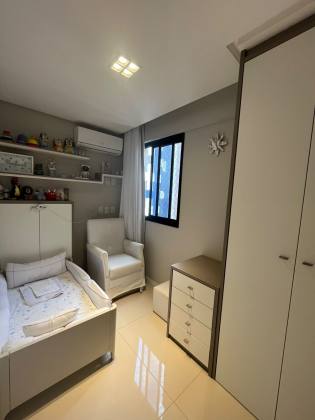 Pituba  3/4 com suíte/ varanda