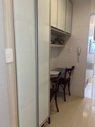 Pituba  3/4 com suíte/ varanda