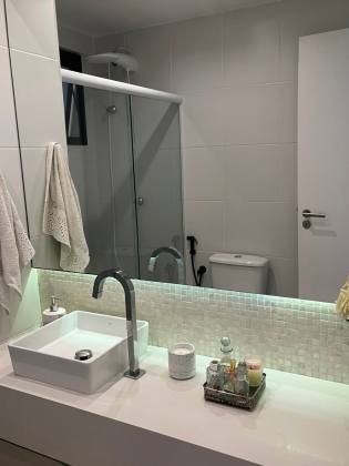 Pituba  3/4 com suíte/ varanda