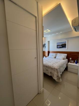 Pituba  3/4 com suíte/ varanda