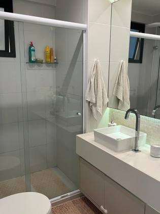 Pituba  3/4 com suíte/ varanda