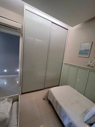 Pituba  3/4 com suíte/ varanda