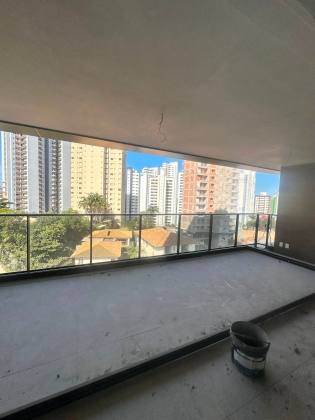 Egeu Caminho das Árvores