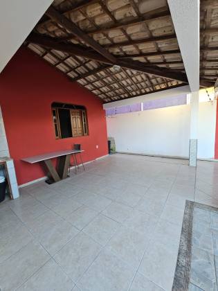 Casa em Arembepe  5/4 com suítes