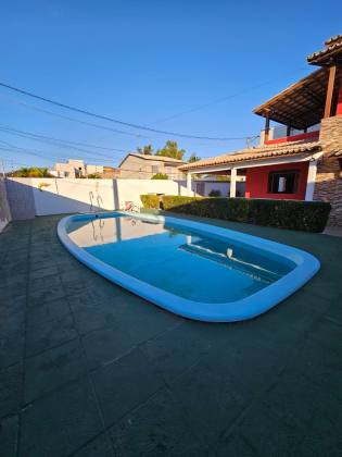 Casa em Arembepe  5/4 com suítes
