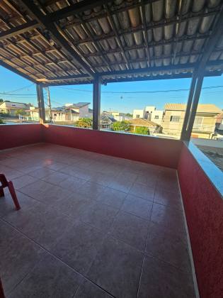 Casa em Arembepe  5/4 com suítes