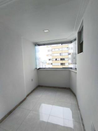 Jardim Apipema 2/4 com suítes