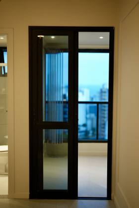 Graça 1/4 com suíte e closet