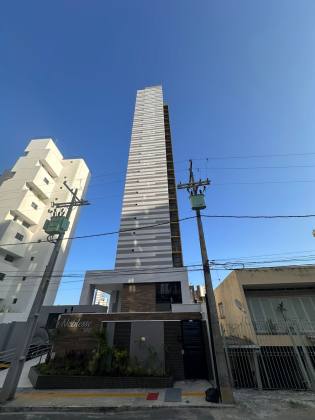Graça 1/4 com suíte e closet