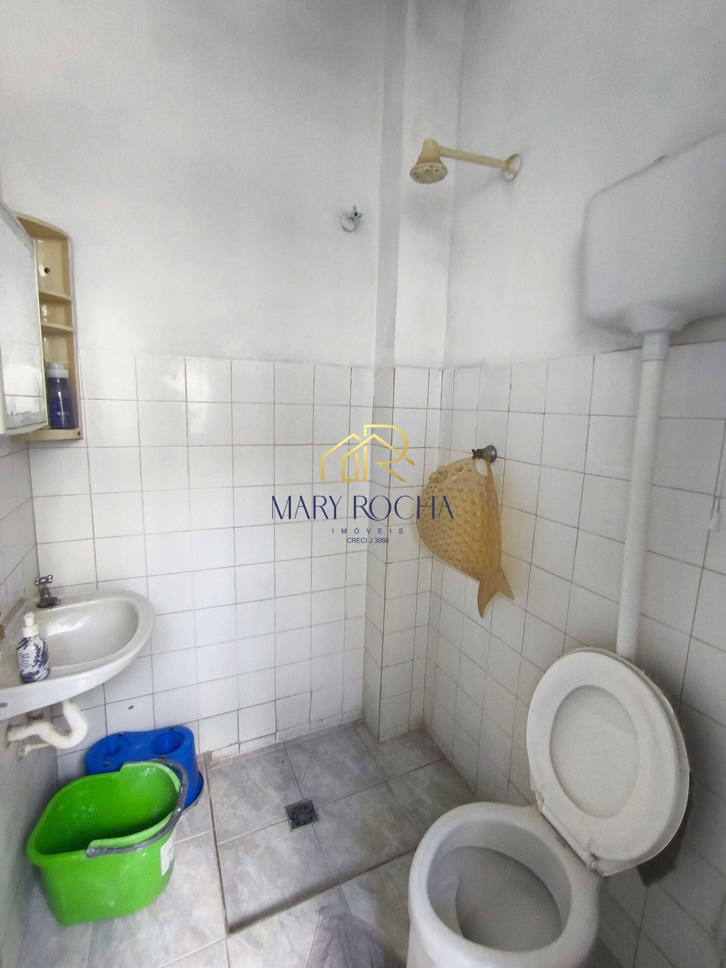 Pituba 3/4 com dependência | MOBILIADO