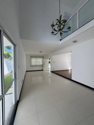 CASA EM LAURO / PALM VILLE 5/4 com 05 suítes