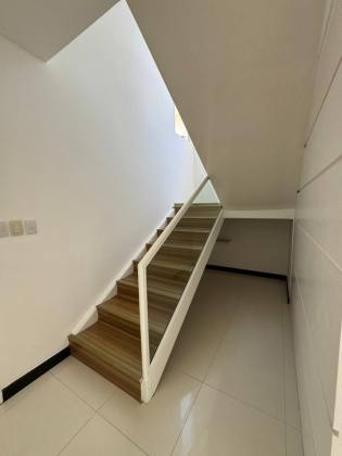 CASA EM LAURO / PALM VILLE 5/4 com 05 suítes