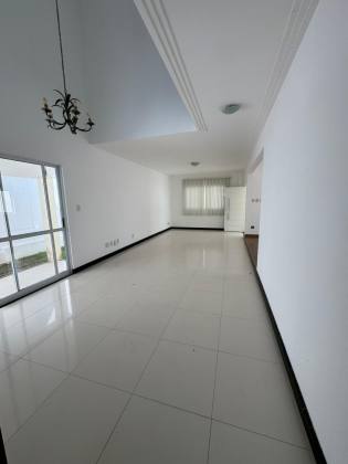 CASA EM LAURO / PALM VILLE 5/4 com 05 suítes