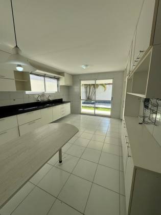CASA EM LAURO / PALM VILLE 5/4 com 05 suítes