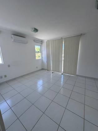 CASA EM LAURO / PALM VILLE 5/4 com 05 suítes
